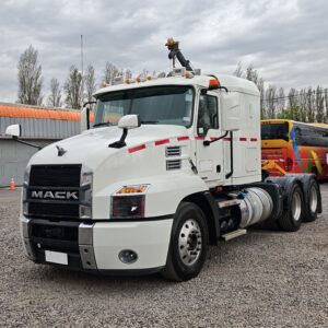 FOTO DE TRACTOCAMIÓN MACK AN64TX - 2026