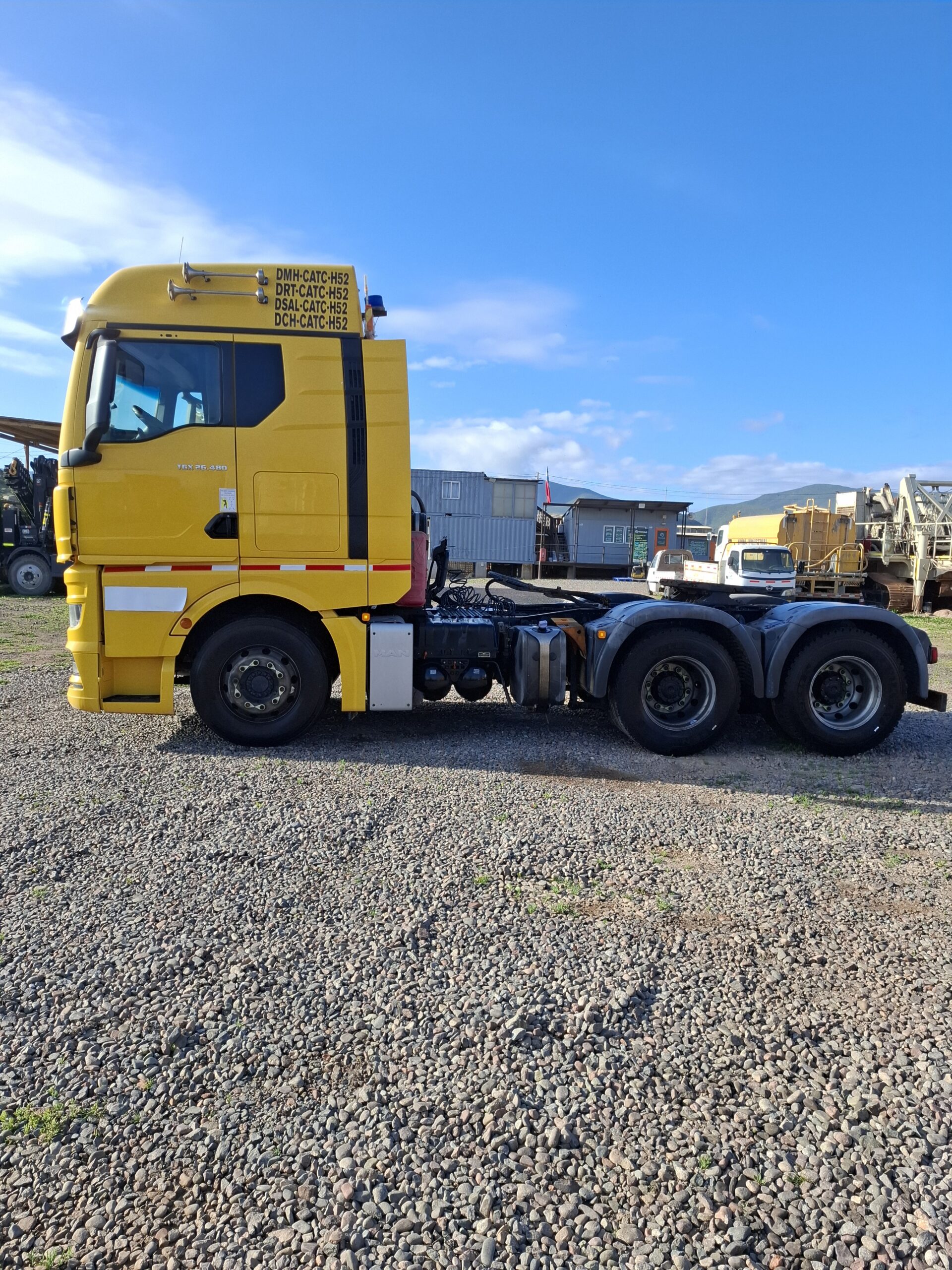 TRACTOCAMIÓN MAN TGX 26.480 - 2023 - Imagen 2