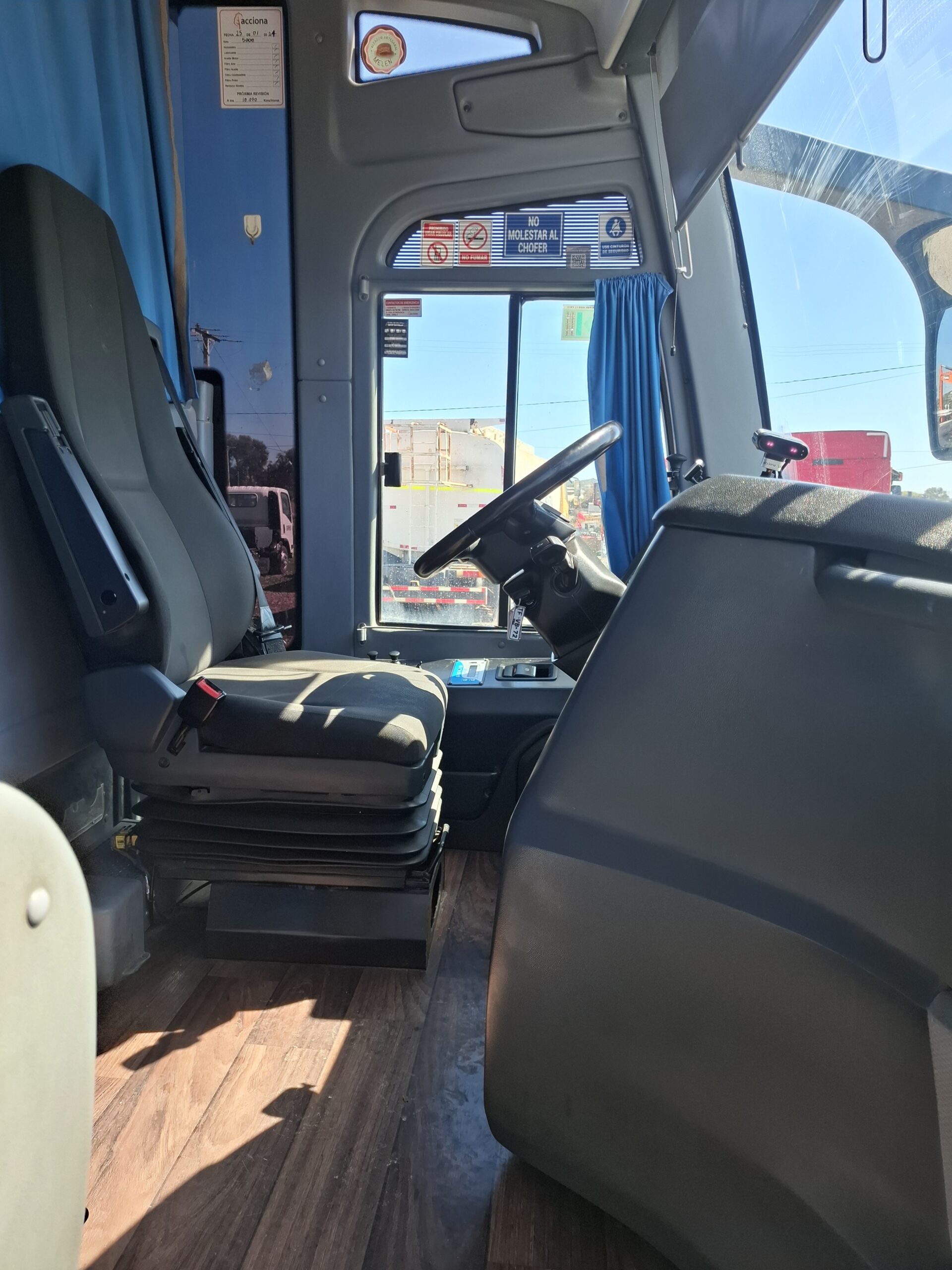 BUS SCANIA K410 CB - 2024 - Imagen 9