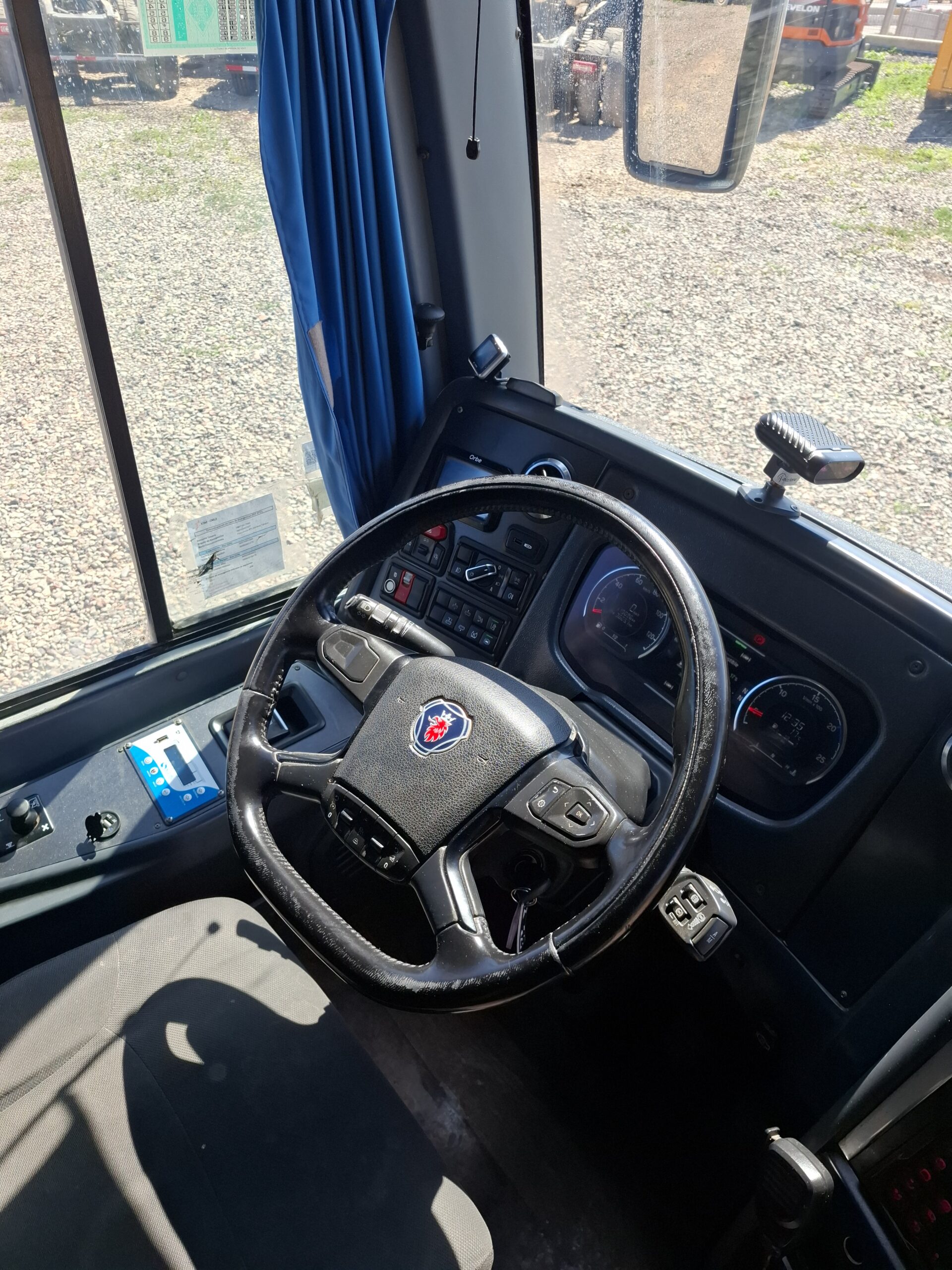 BUS SCANIA K410 CB - 2024 - Imagen 13
