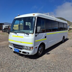 FOTO DE BUS MITSUBISHI FUSO ROSA - 2019