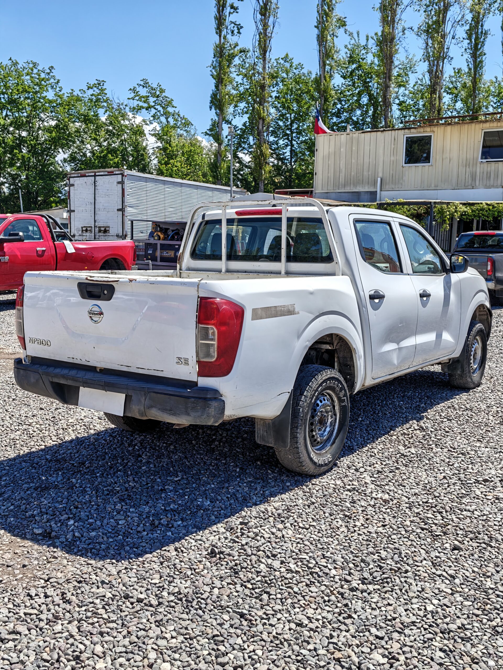 CAMIONETA NISSAN NP300 - 2019 - Imagen 5