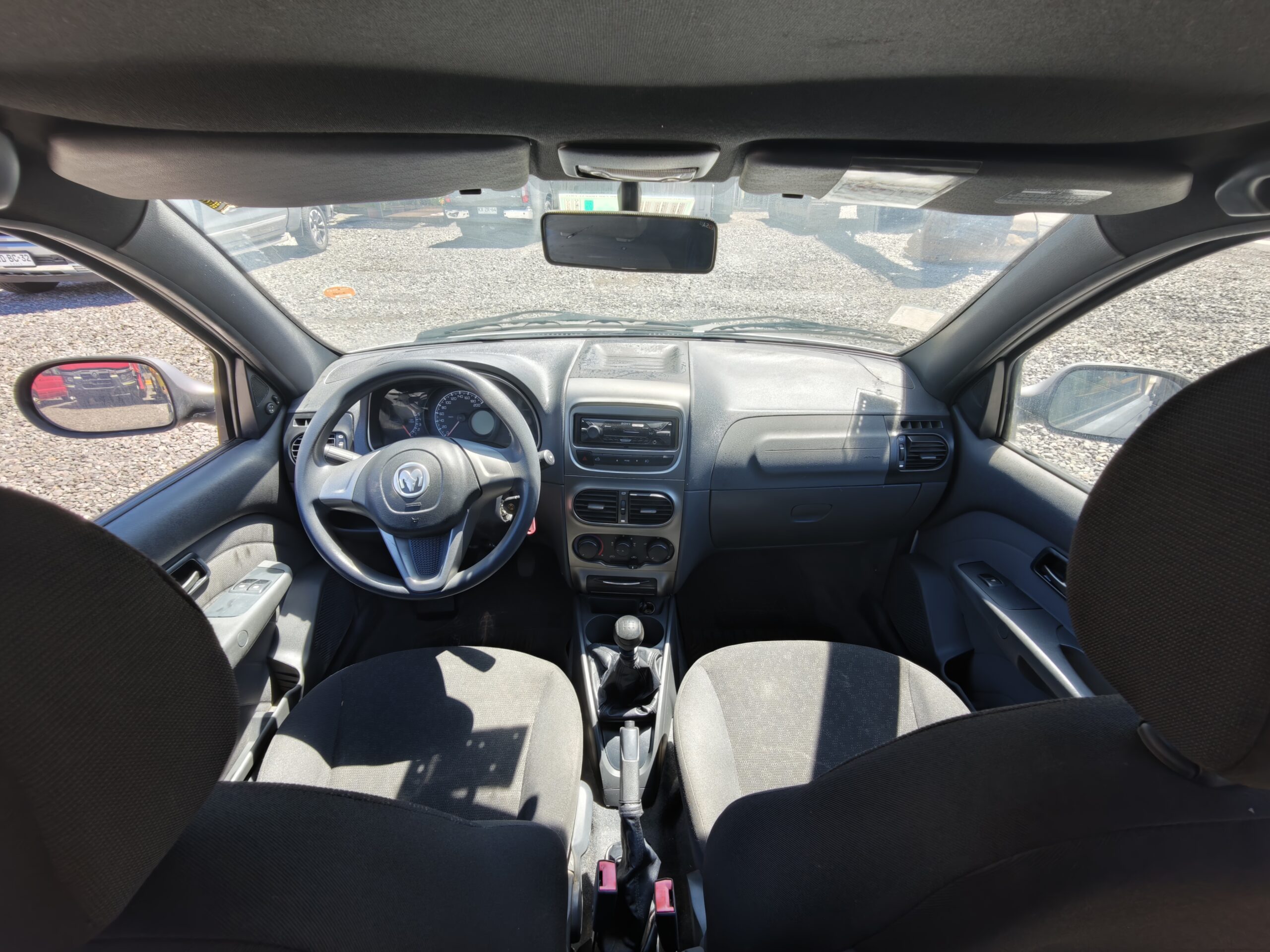 CAMIONETA RAM 700 SLT CD - 2019 - Imagen 12