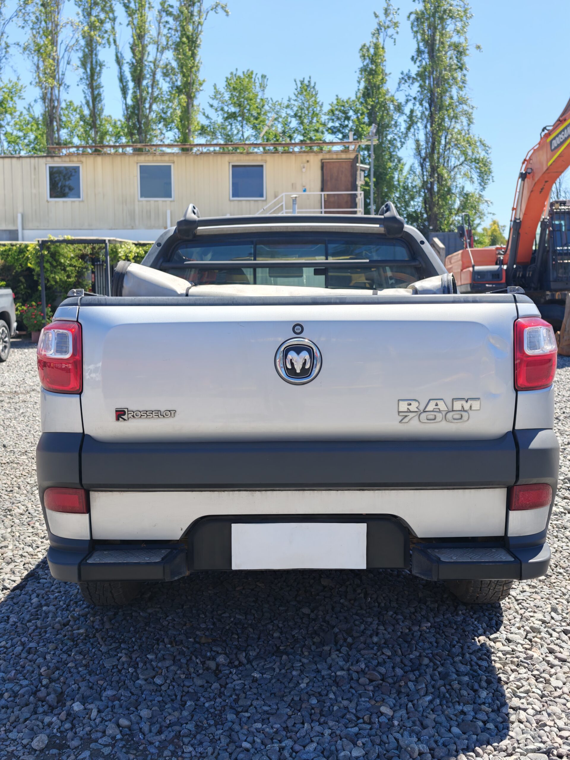 CAMIONETA RAM 700 SLT CD - 2019 - Imagen 4