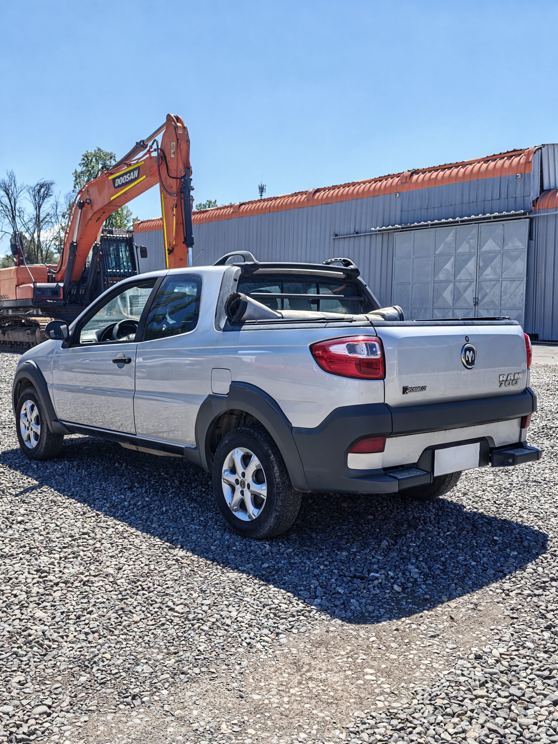 CAMIONETA RAM 700 SLT CD - 2019 - Imagen 3